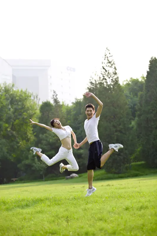 挽回前任：以成长为基，用理性重建联结。         挽回感情并非纠...