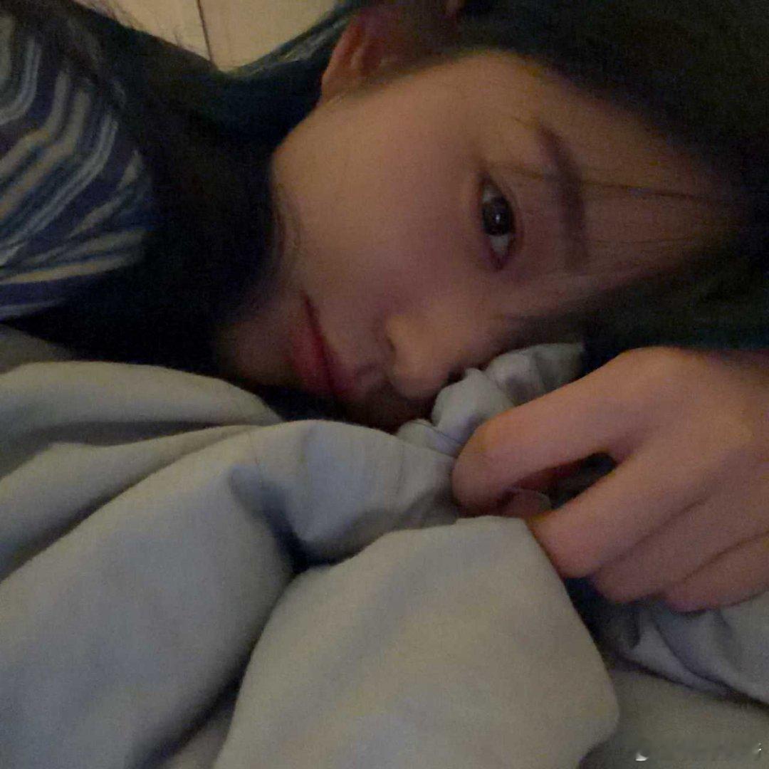 #王奕[超话]# 小龙在干嘛呢#王奕靠近一点点夏日双享会##向全世界安利王奕# ​