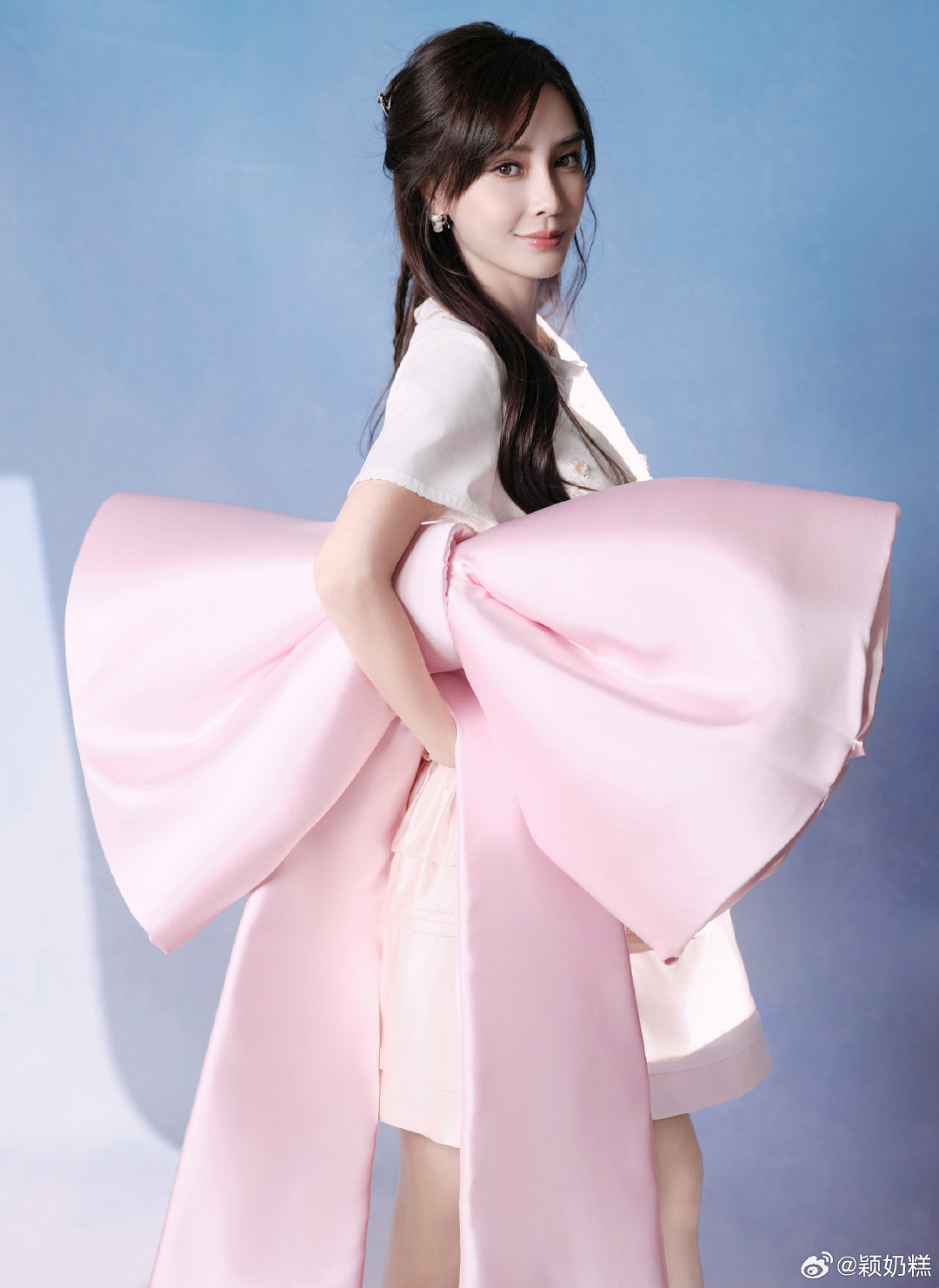 #angelababy[超话]# [兔子]#angelababy[超话]#
芭比小姐#angela baby超话# ​