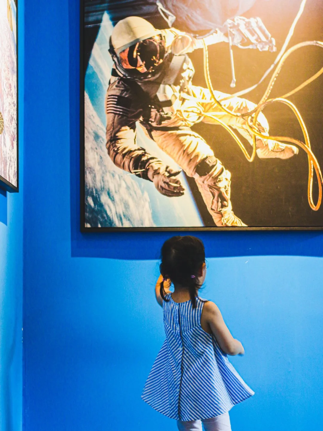 绝了❗️女鹅说这种摄影展去过一次还想再去