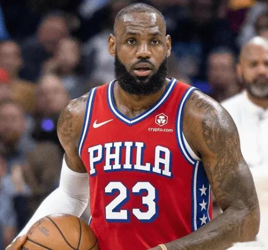 埃迪-约翰逊：詹姆斯总被说在追戒指，渴望胜利难道是罪过？  前NBA球...