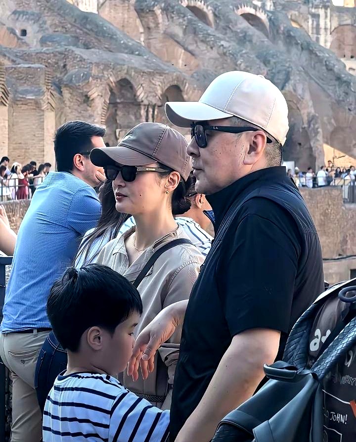 陈建斌每一次高调晒一家人的幸福，评论区里吴越的名字就得被拉出来心疼一回，这种反差实在太刺眼了
 

当年不声不响收拾行李走人，留下一封信给多年感情仓促收了场。转头娶妻生子，隔三岔五写诗秀恩爱、上综艺扮模范丈夫，半点看不出当年的亏欠
 

反观吴越，受过那场伤之后，至今还是孤身一人，连结婚生子的念头都