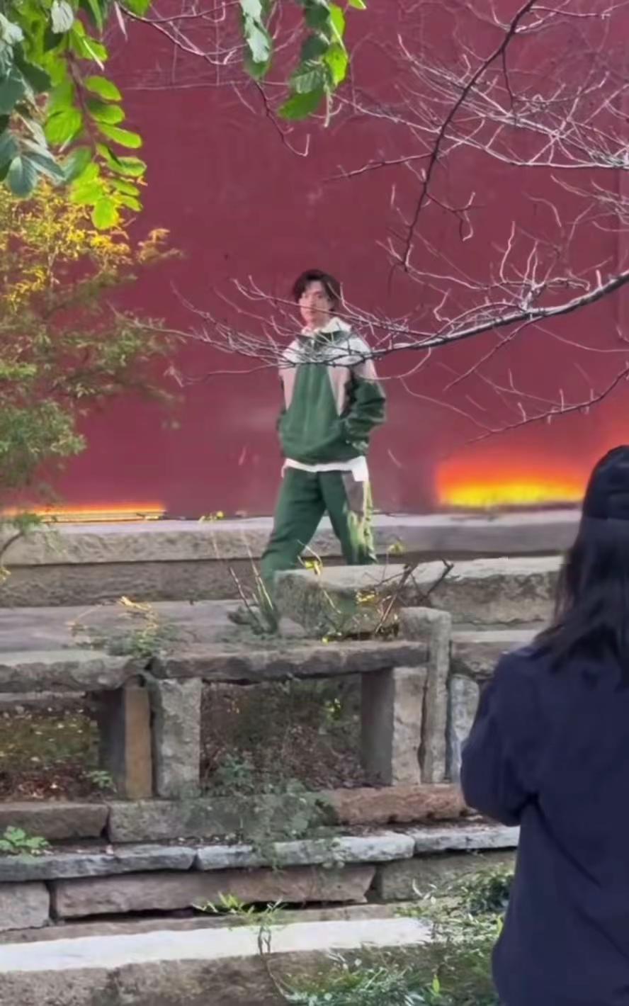 今天是酷酷的大男孩 太帅啦