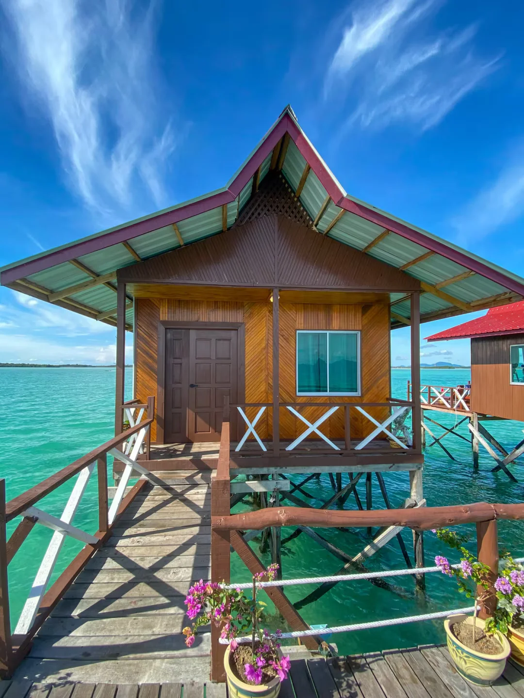 仙本那！🏝️出门就是大海！绝美Airbnb水屋