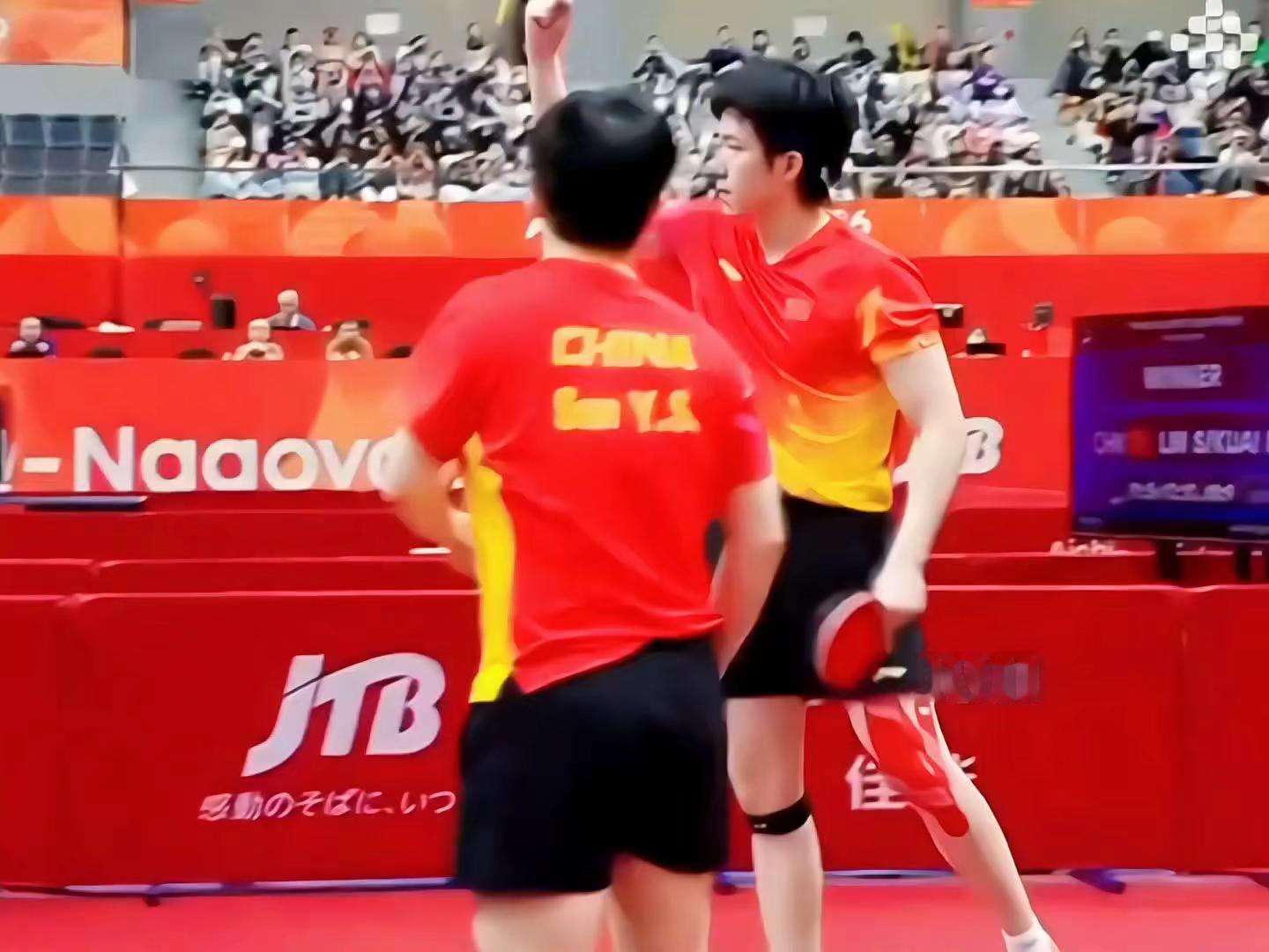 哥哥姐姐你们今天好棒！莎莎等会的女单加油楚钦单打也要加油