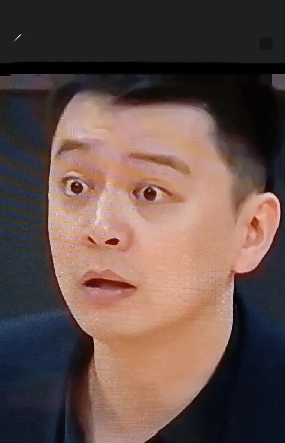 杨鸣这事，最有意思的不是“去哪儿”，而是他居然还在等广东那边松口 新疆...