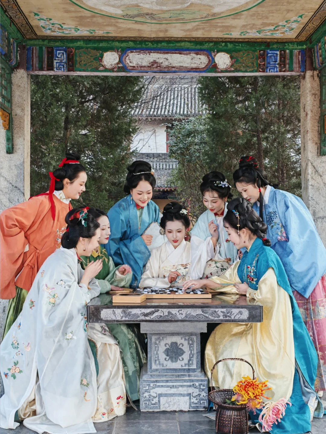 用手机拍了组明制汉服群像！每一张都是故事