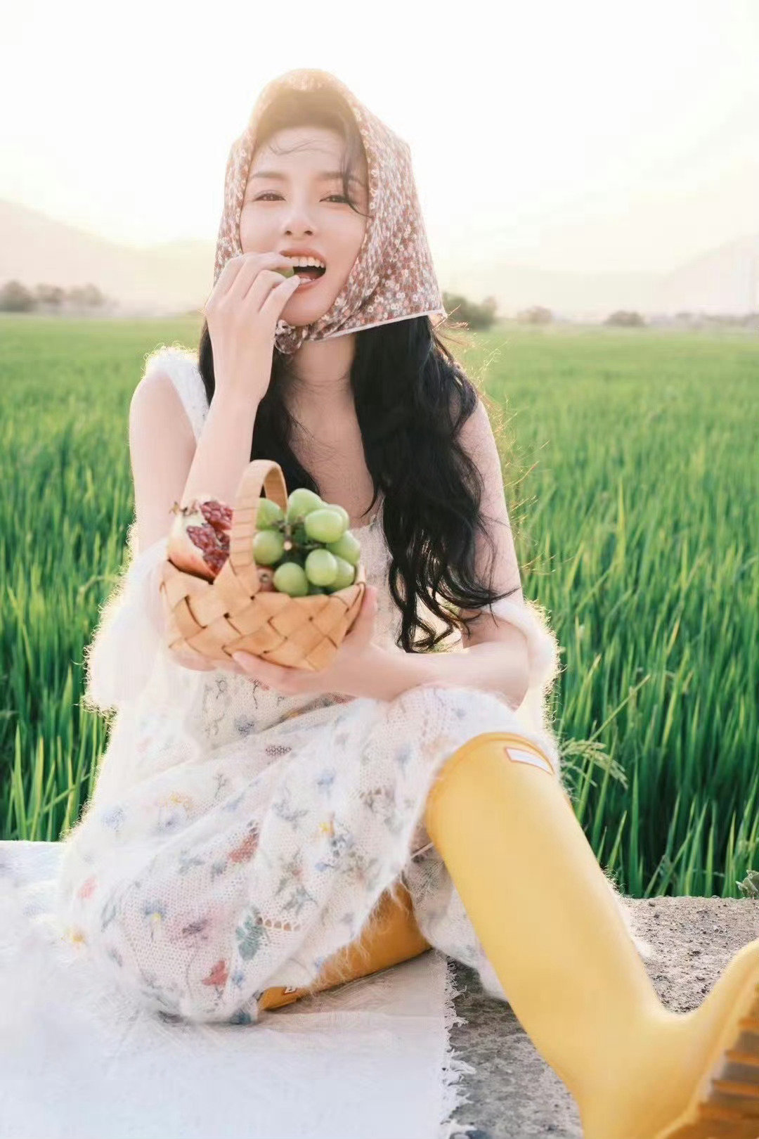 52•【汇总】汇总一下鹅之前穿过的hunter鞋，你最pick哪一双？
#宋祖儿# sze#鹅言宋听# ​
