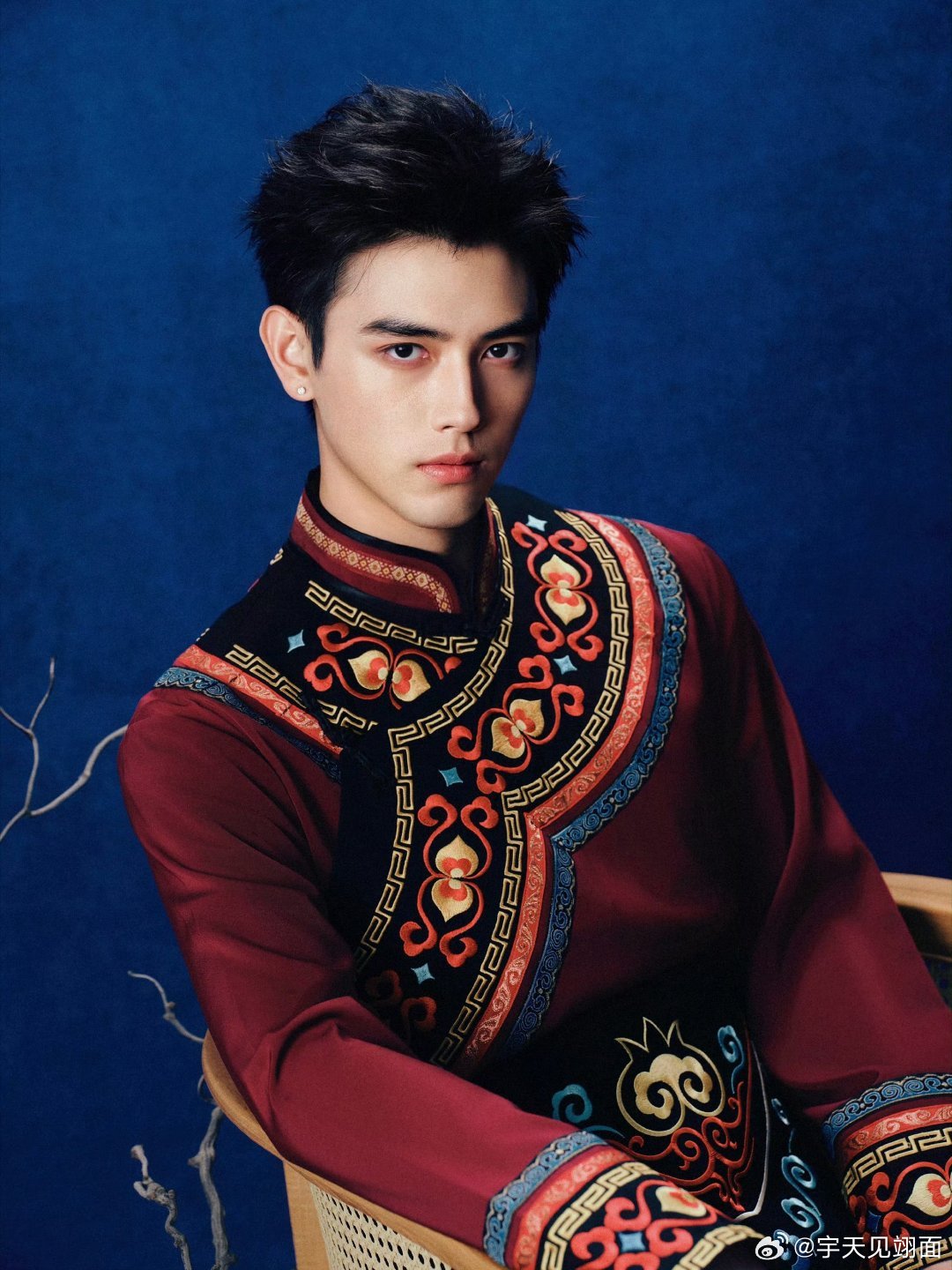 羌族小瑟#陈飞宇[超话]# ​