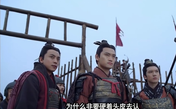刘秀白手定天下，认祖刘邦只为江山安稳
 
历史上最让人佩服的开国帝王，光武帝刘秀绝对榜上有名。他凭借一己之力，白手起家、起兵复国，扫平乱世群雄，硬生生重新打下万里江山，建立东汉王朝。可很多人不解：明明是亲手开创盛世、再造乾坤，刘秀却始终尊汉高祖刘邦为正统先祖，不另立宗庙、不重开朝统。看似委屈开国功绩