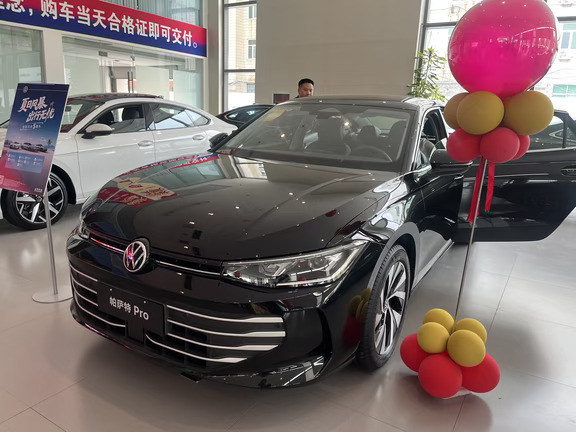 发送帕萨特