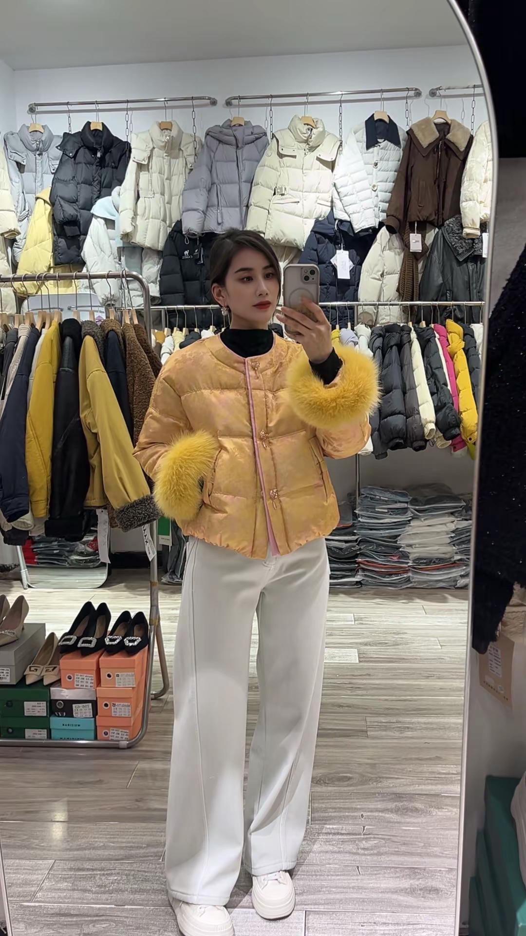 情绪稳定是一个人的顶级修养，稳定的情绪是一种养分，滋养了自己也治愈了别人…