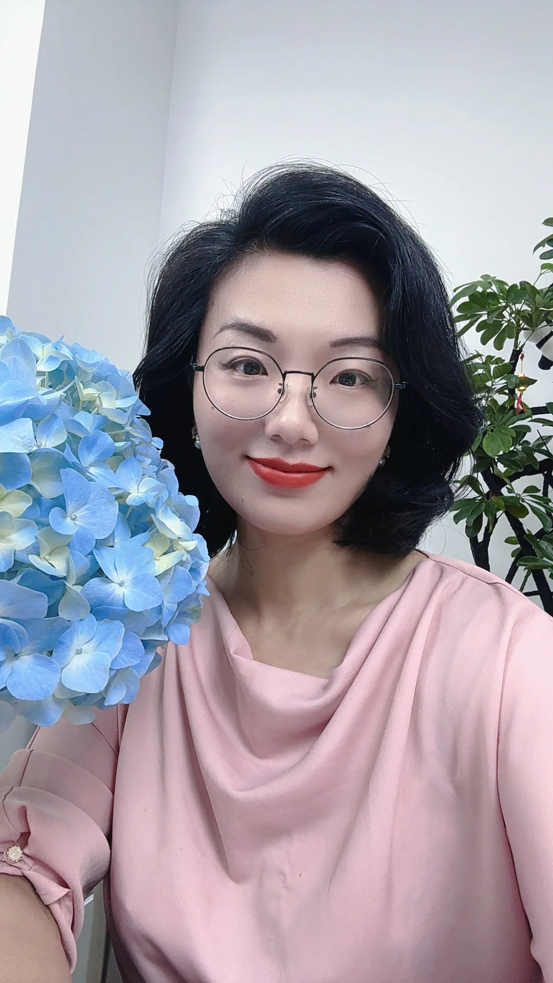 我祝你七夕快乐，与爱情无关，今天和大家聊聊我的零星的爱情观！
	
“爱”这事儿，