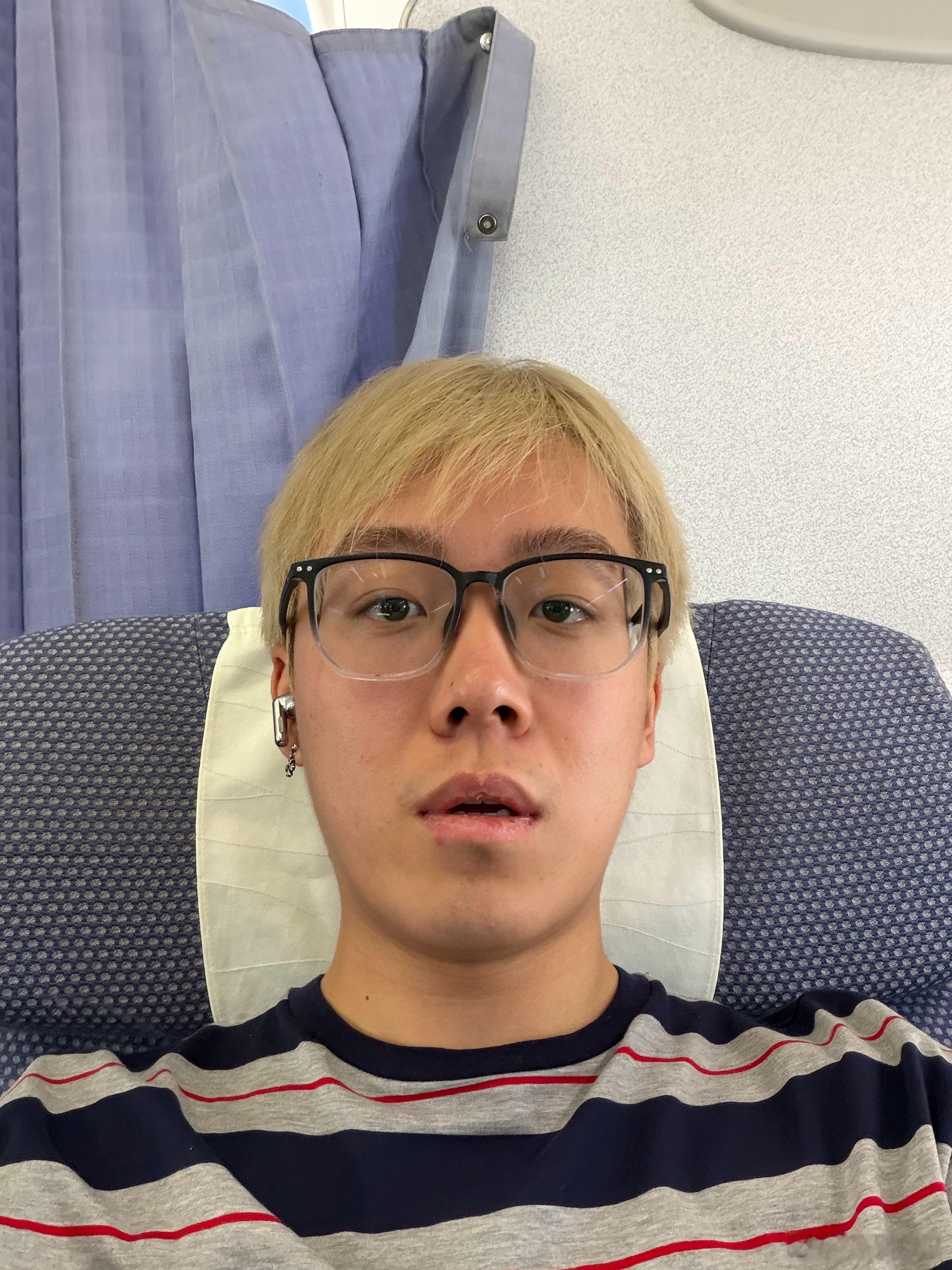 明天晚上不出意外应该能正常播 我太苍老了 ​​​