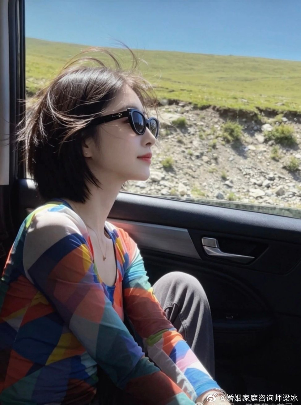 认知越低的人，盲点越多，目光越短浅，心态越消极。他们走不出认知逻辑闭环，活在自己构建的世界里，人生犹如戴上了枷锁，画地为牢、寸步难行。一个人的认知能力，决定了他的视野、心态和能量。认知水平，决定了人生的高度，我们一生都在为认知买单。#世界杯[超话]##世界杯##小侠游世界[超话]# ​