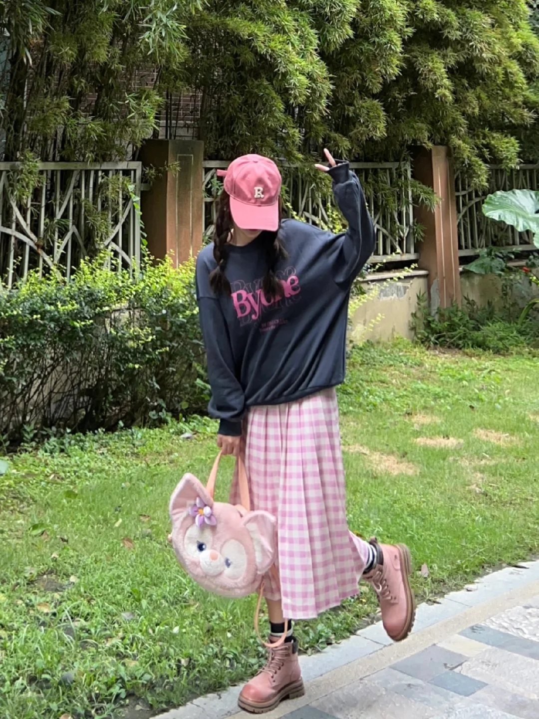 🎀秋天的百种打开方式~粉色马丁靴太好看了！