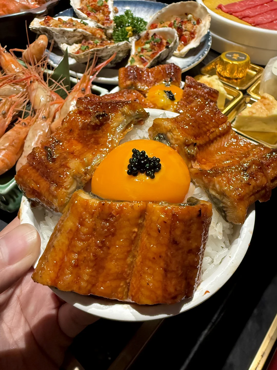 昆山一绪店员：你们是今天第六桌这么吃的…