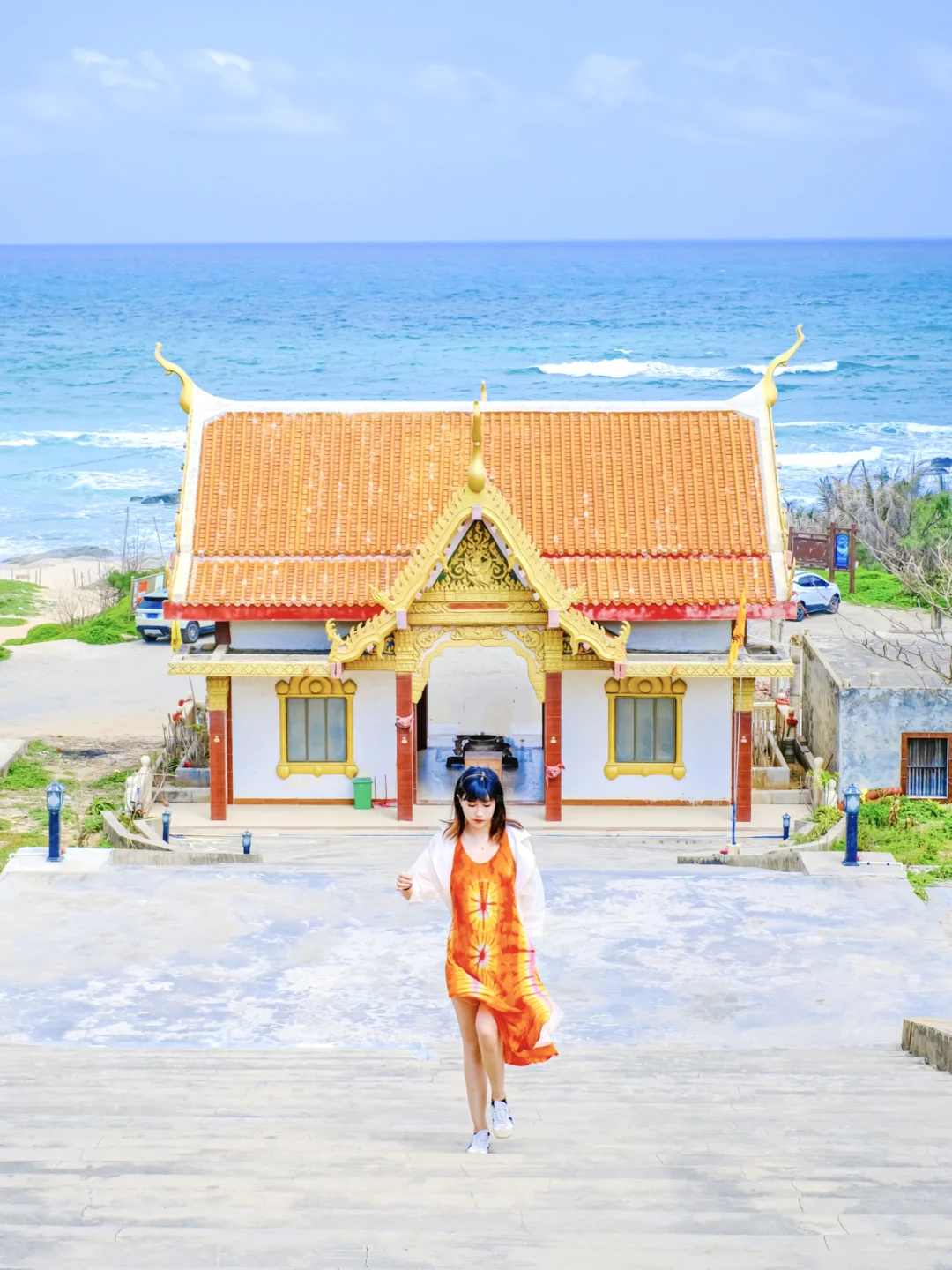 国内这个面朝大海的寺庙，一生一定要去一次！