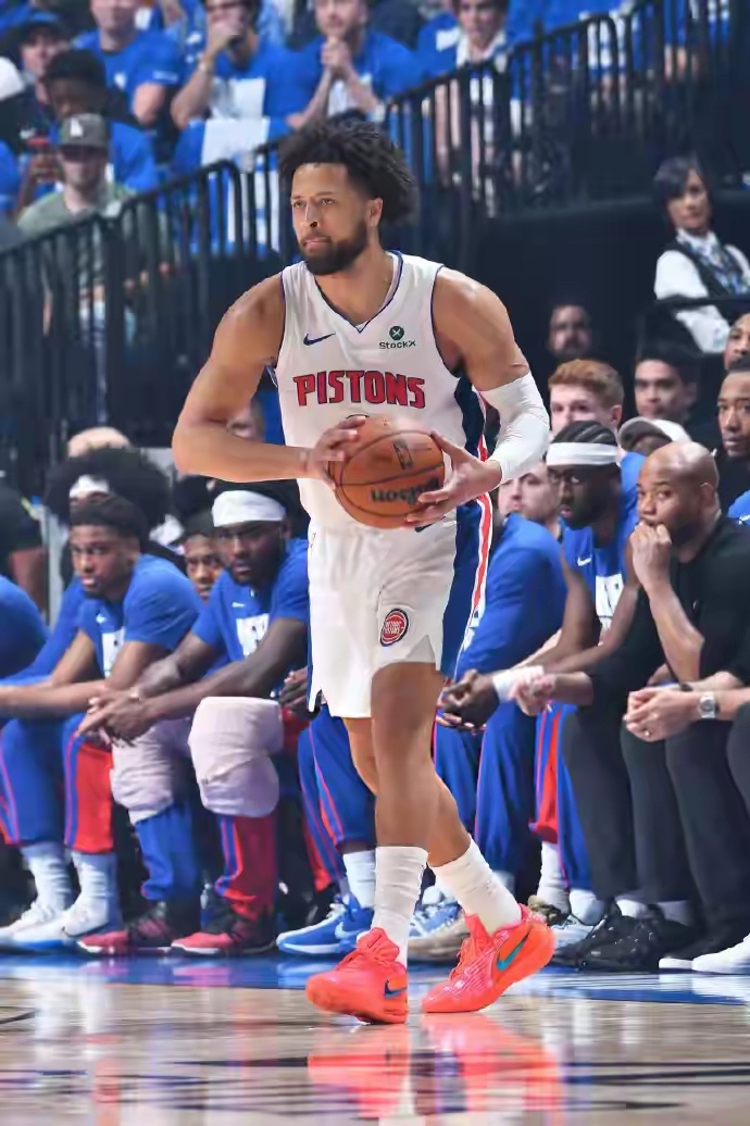 北京时间4月28日，NBA季后赛G4，活塞在客场以88:94不敌魔术。...