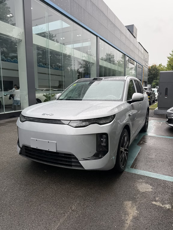 🚙海狮08现车到店！双色实拍太绝