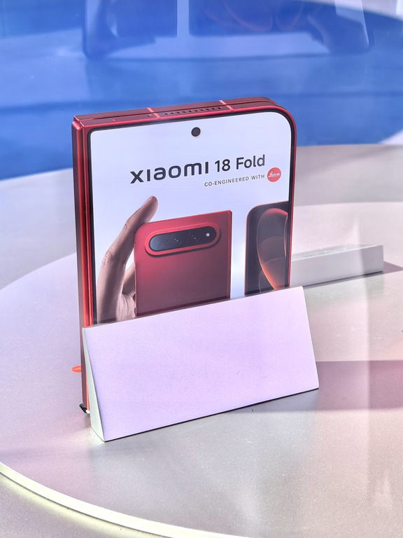 小米18 Fold真机😎雷军：小米最高端