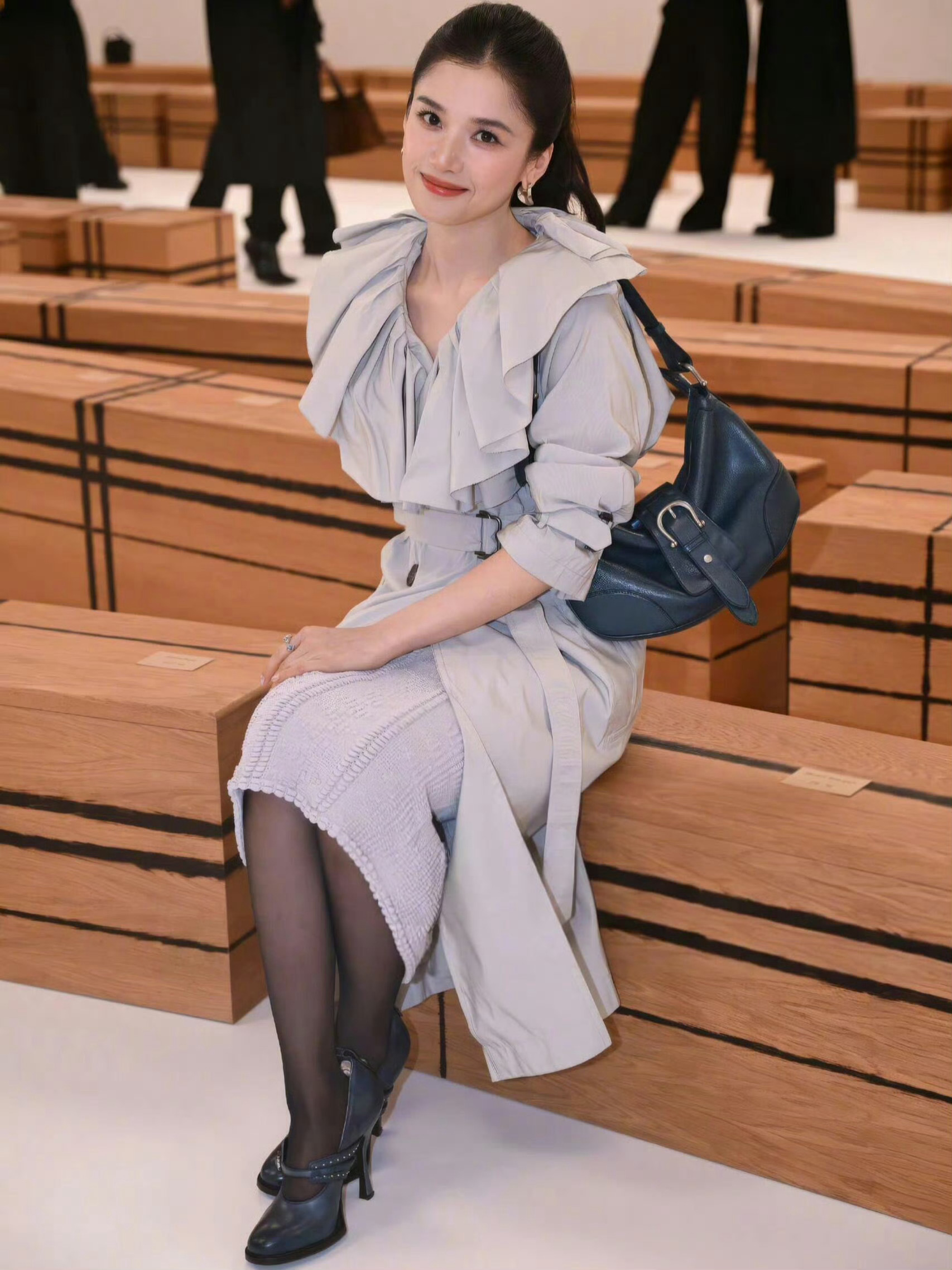 Burberry 2027 夏季系列大秀
张婧仪gettyimages 生图先行 ！你仪这状态也太好了吧 ！[心]

#张婧仪Burberry看秀造型##伦敦时装周##时装周# ​