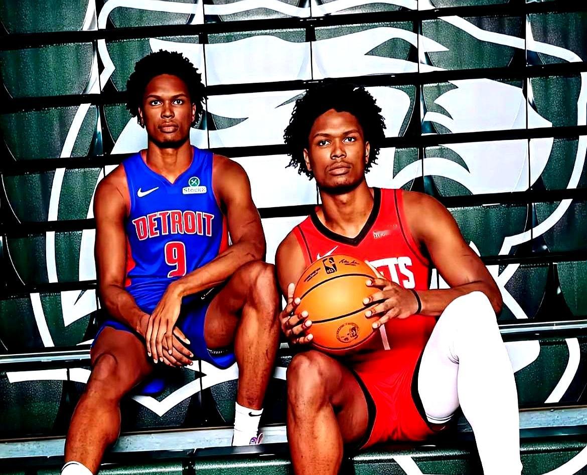 NBA季后赛，最扎心的剧本又上演了。    火箭的阿门·汤普森，用20...