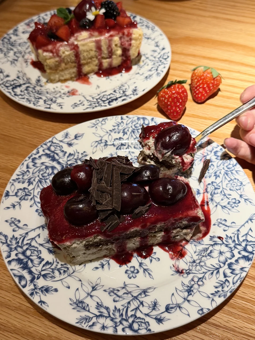 的确是IFS最好吃的车厘子黑森林提拉米苏