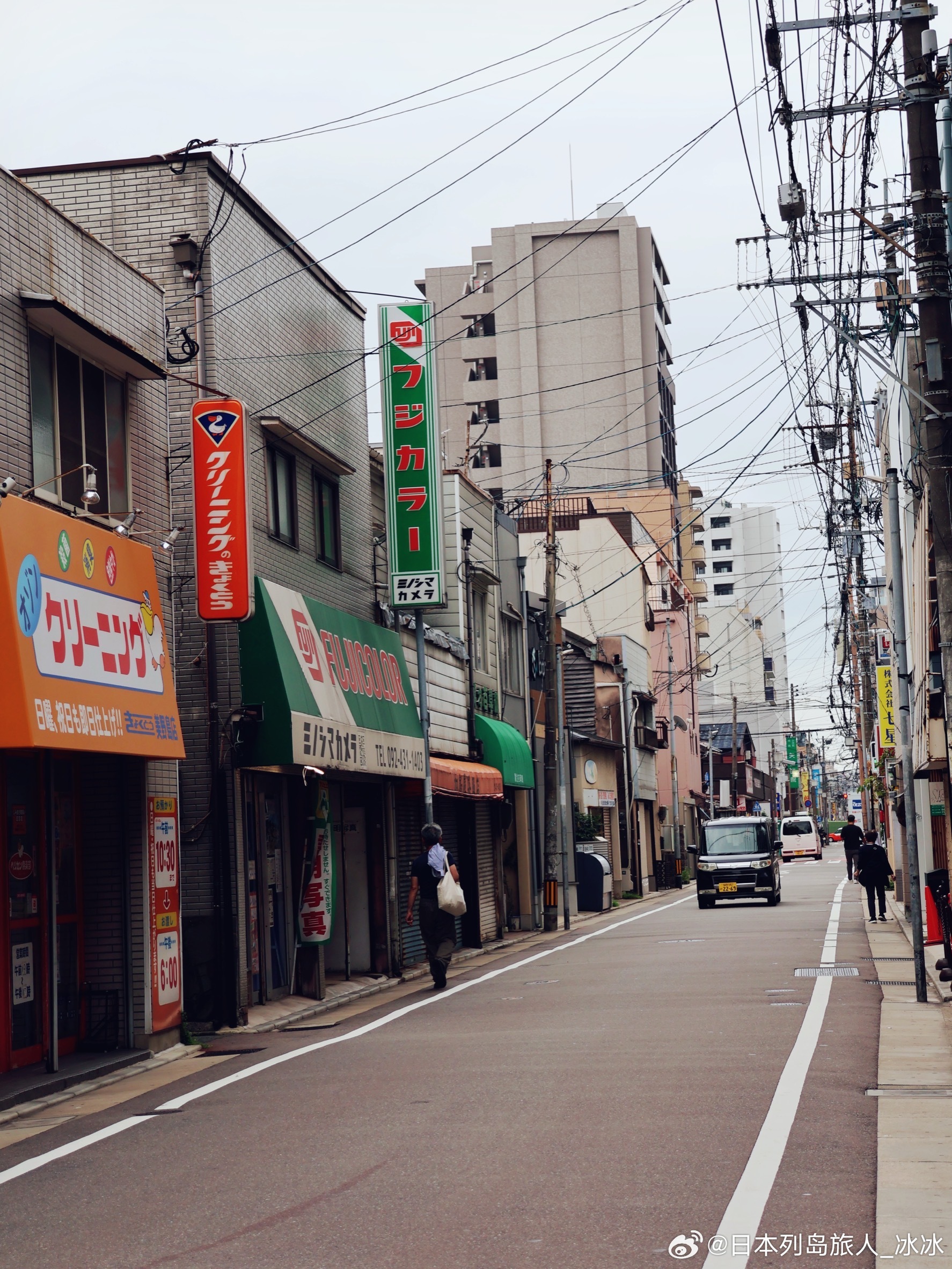 福冈市 博多区 美野岛商店街 这个镜屋和服店 感觉非常有年头