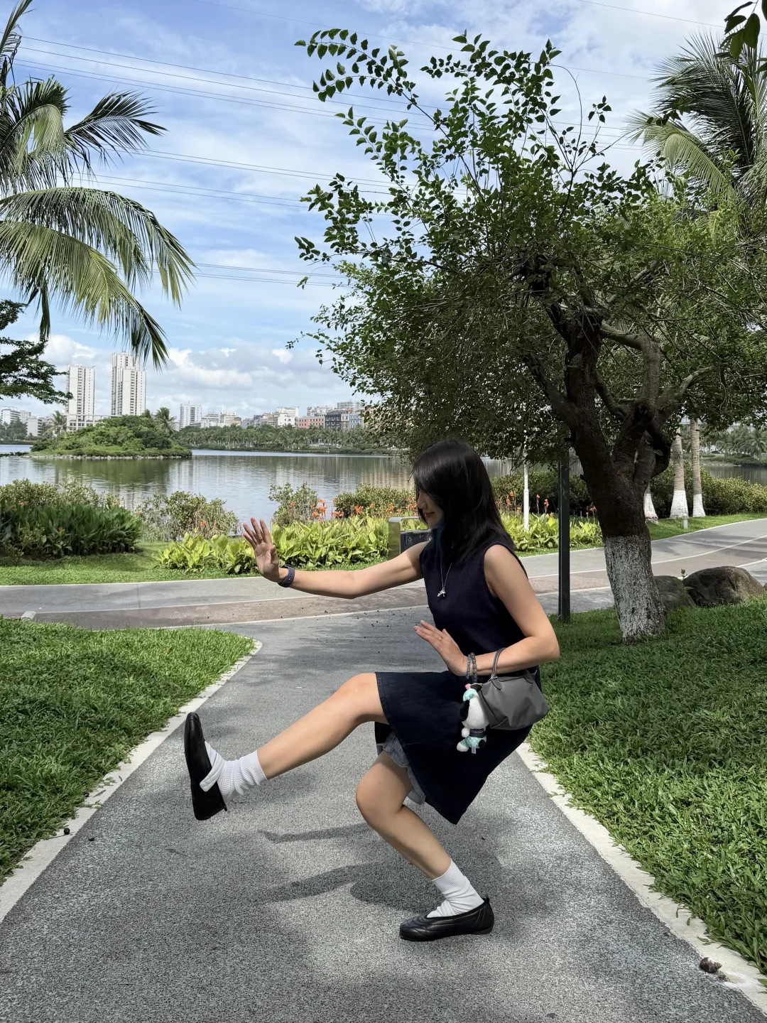 我超有心与你一较高下👊（我蹲得很低很厉害