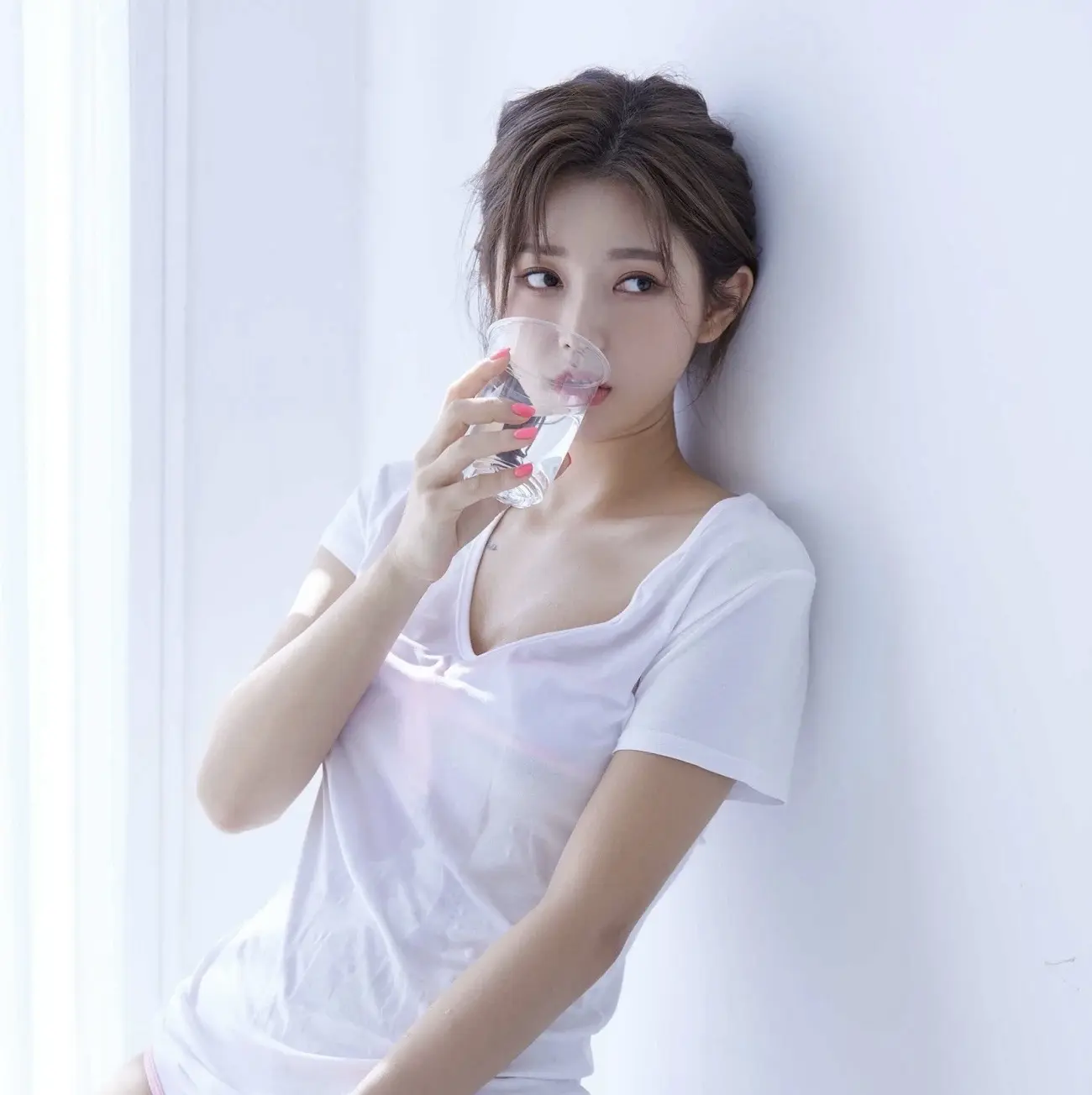 看到这条视频就去喝水！