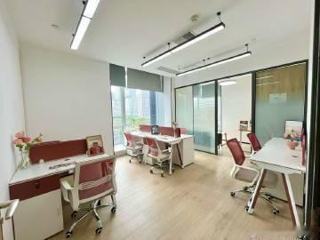 珠江新城，广州银行大厦<br />强推落地窗1+1套间<br />户型...