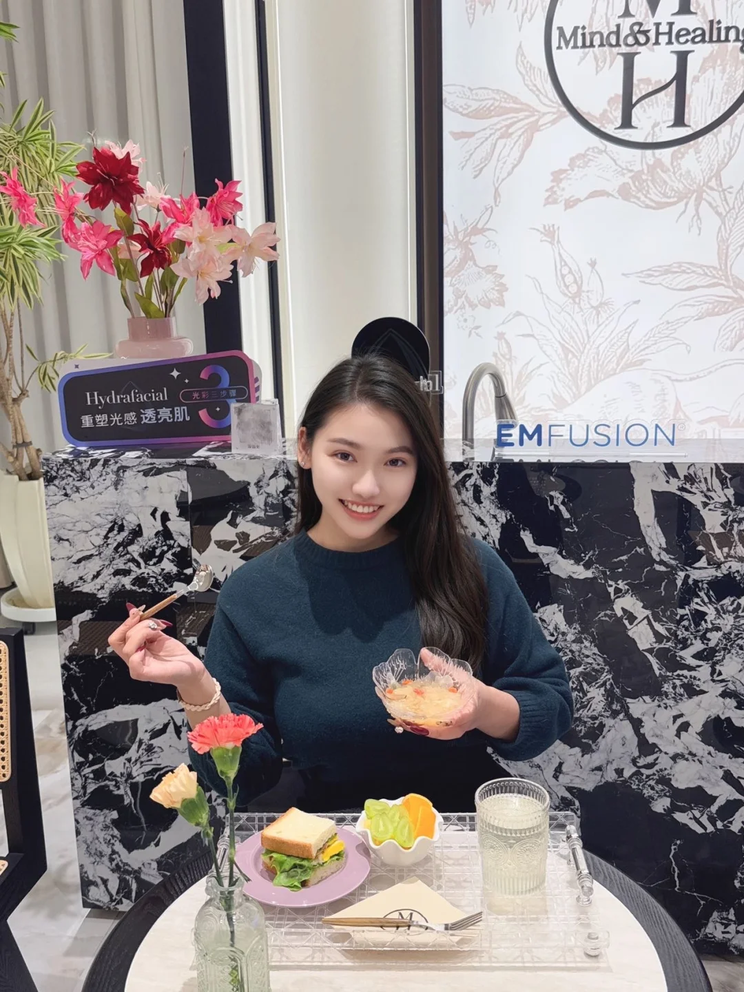 秋冬干到爆皮卡粉？拯救敏肌的水光魔法在这