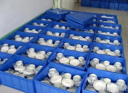 每套仅0.5元！宁波餐消行业深陷低价内卷 亏本竞争透支餐桌安全
每套仅0.5元！宁波餐消行业深陷低价内卷 亏本竞争透支餐桌安全
2026-09-07 10:50·中国保健营养
每套仅0.5元！宁波餐消行业深陷低价内卷 亏本竞争透支餐桌安全

（许金根）一套经过采购、精洗、高温消杀、无菌封装、闭环配送的标准化消毒餐 ​
