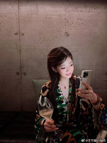 𝐬𝐡𝐚𝐫𝐞 ᵗⁱᵐᵉ 💫<br />你若真诚相待 我必用心回应