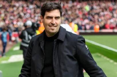 talksport更新转会资讯，关于米兰的新帅人选。米兰刚刚官宣解雇了...