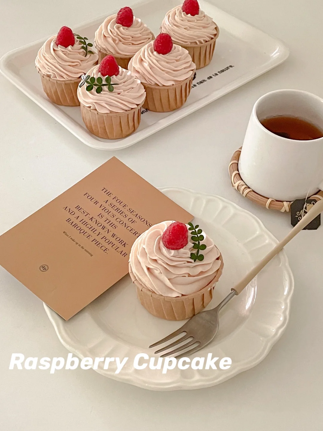 ins风树莓纸杯蛋糕🧁｜树莓酱奶油做法