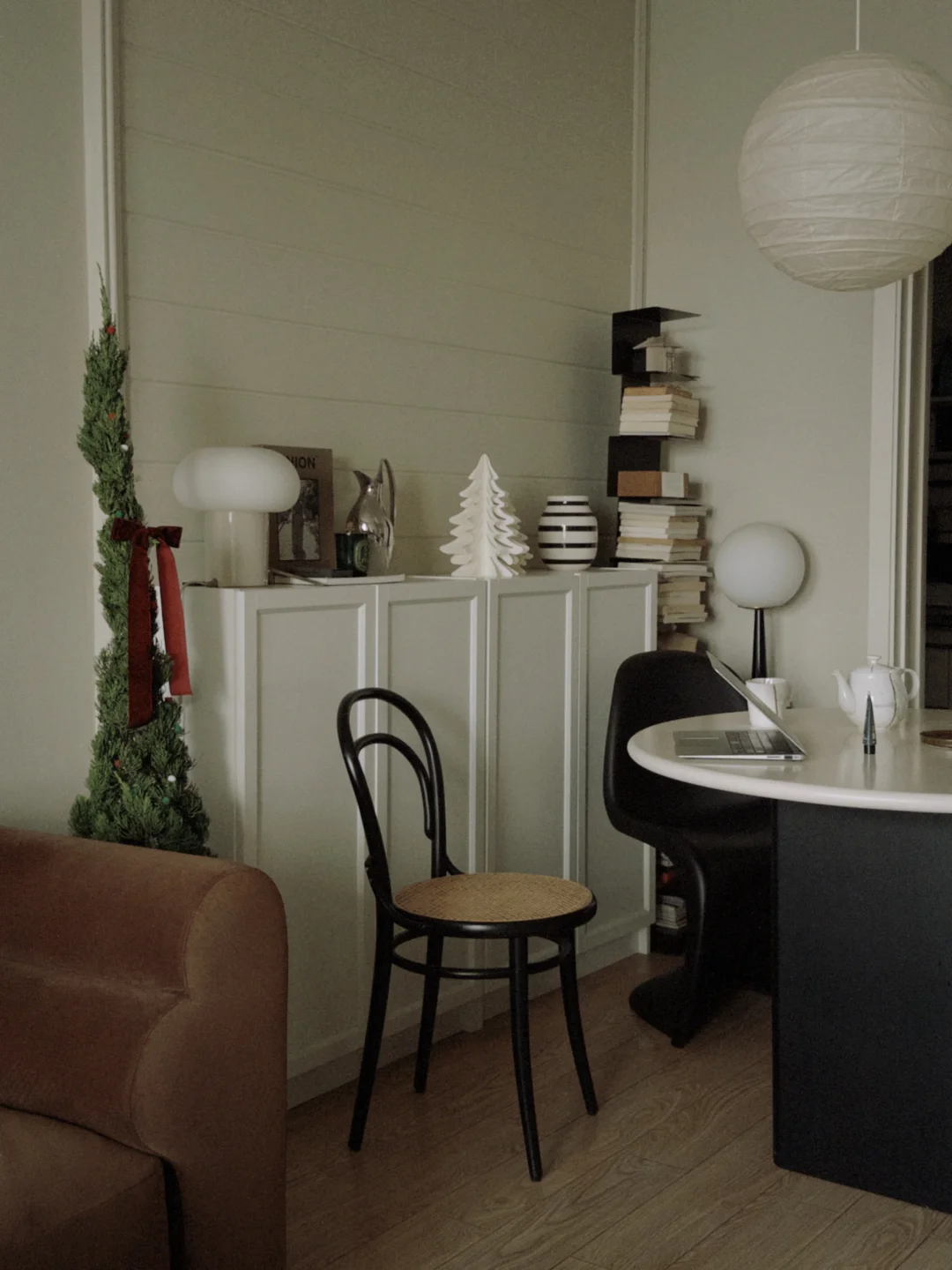 iPhone 17pm+Dazz相机滤镜下的家⚪️