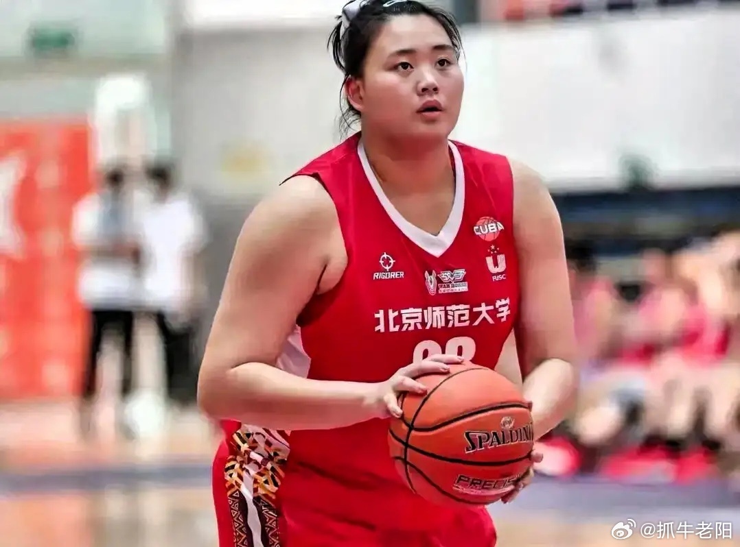 朋友们好，老规矩先点赞后观看，咱们聊聊中国女篮的这波阵容更新。🏀  ...