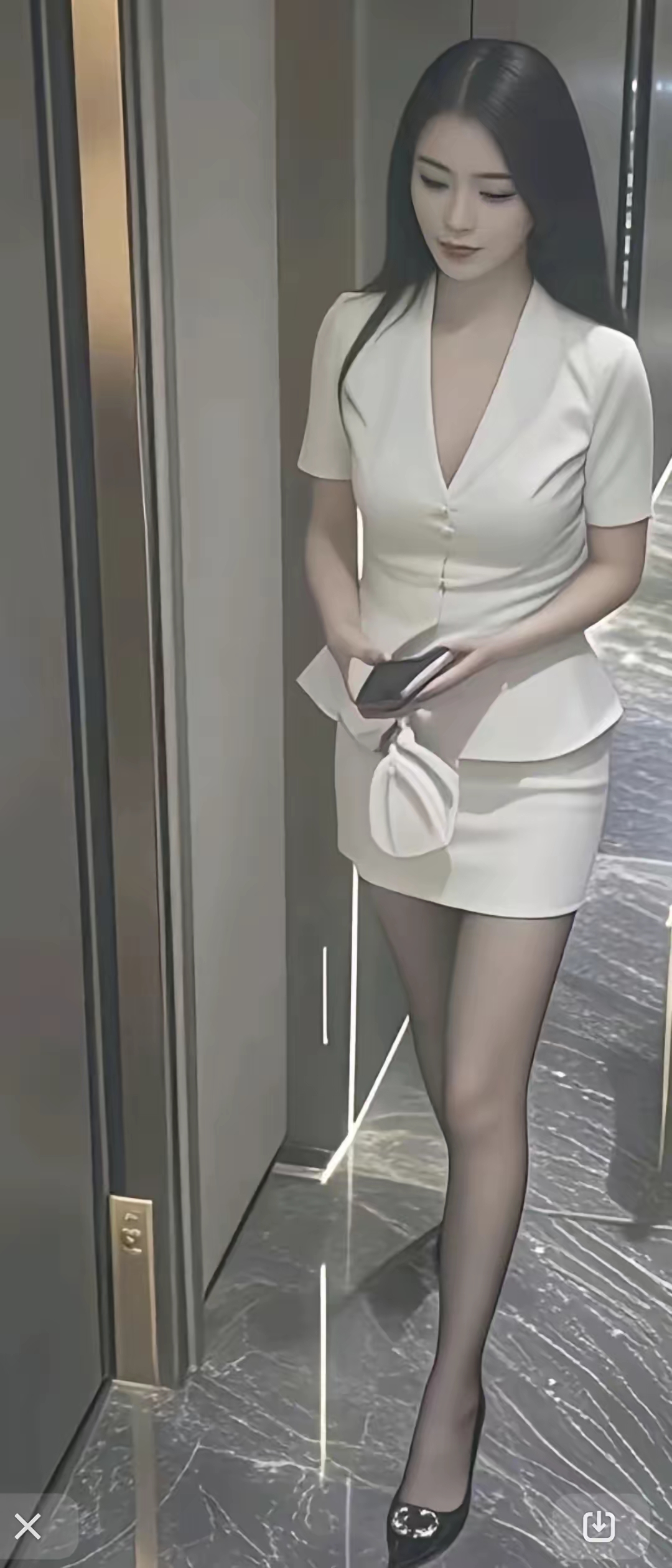 孟德：我以为貂蝉已经天下最美了，没想到还有比貂蝉更美的，这是谁家姑娘？