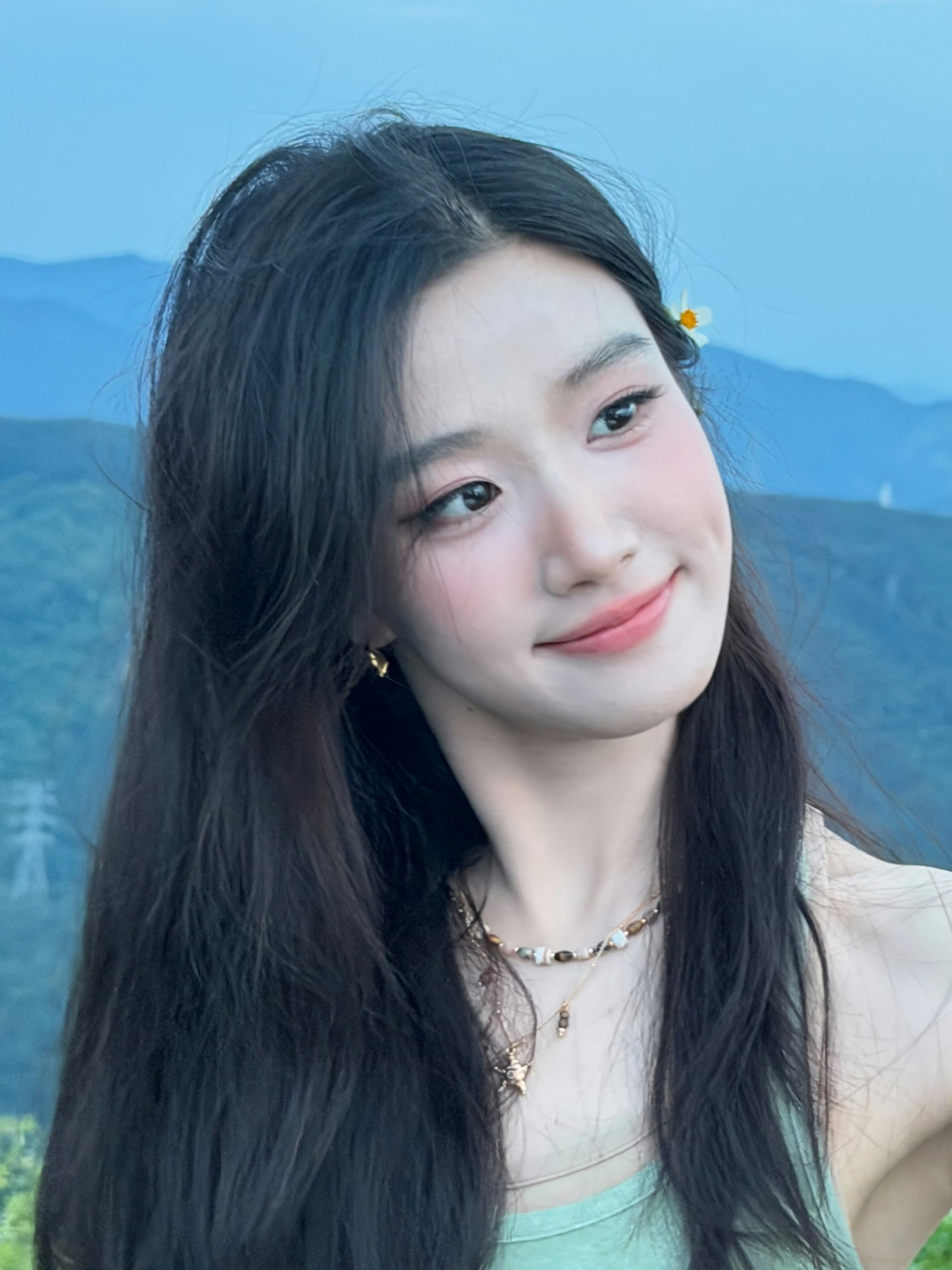 卢昱晓×OPPO FindX10#卢昱晓[超话]##OPPO[超话]##卢昱晓[超话]##oppofindx10##卢昱晓oppofindx10影像创想官##OPPO[超话]# ​