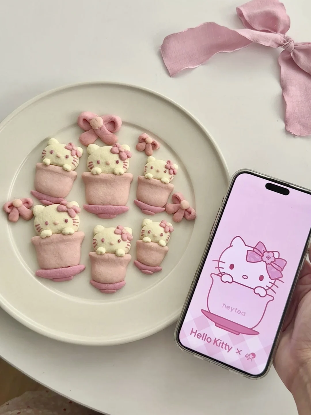 烤一盘喜茶&Hello Kitty联名曲奇🍪🎀