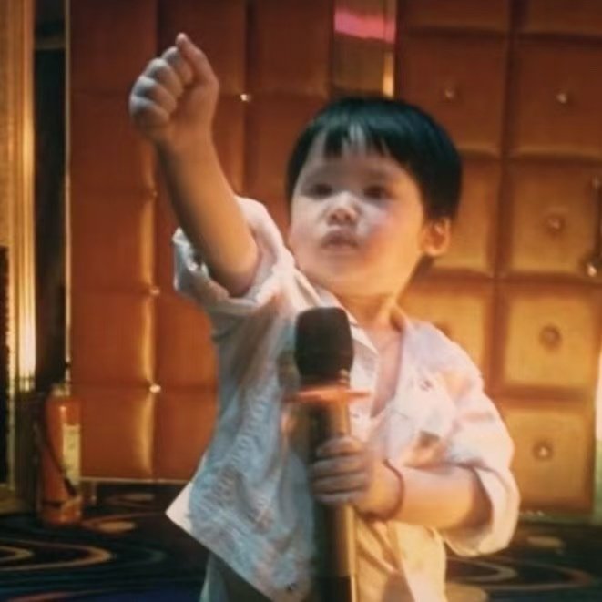 奕然是大明星 ​