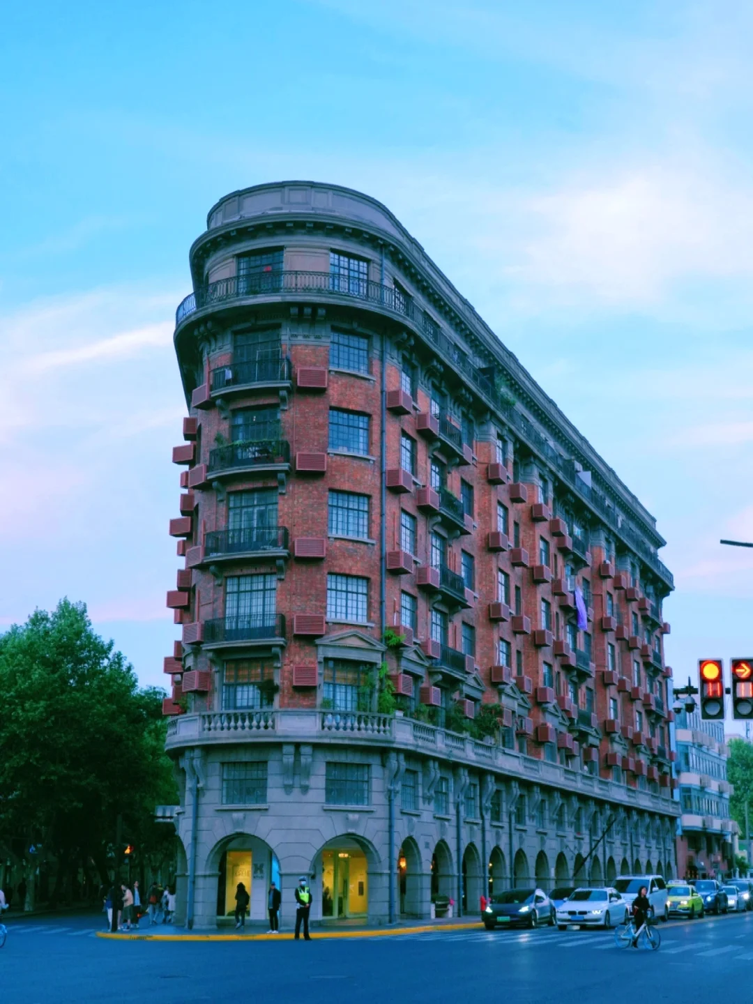 City Walk｜这条路线藏着上海一半的历史！