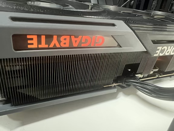 24G显存➕128G内存顶尖本地模型部署