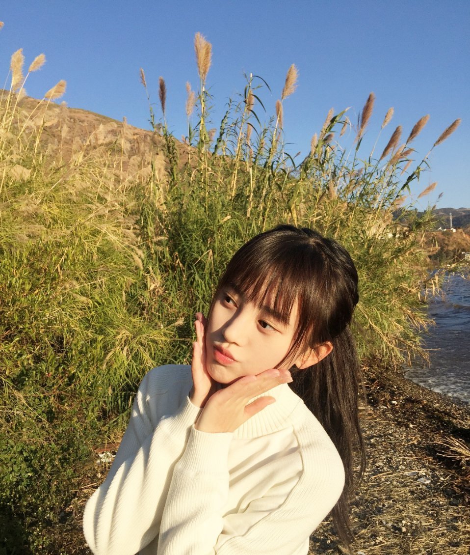 鞠婧祎
