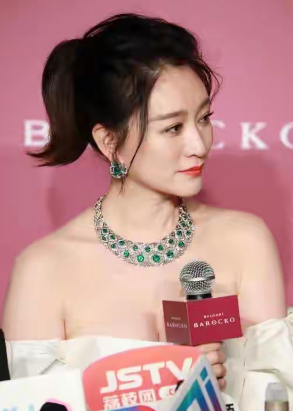 演都不演了？李小冉离婚原因被曝，私生活被扒，前任态度很明显了 ​