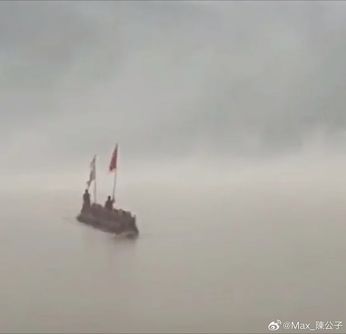 #张雪就是麻阳最好的广告#我最开始知道麻阳的就是，那个端午节逆水行舟的视频，当时看哭了都 ​