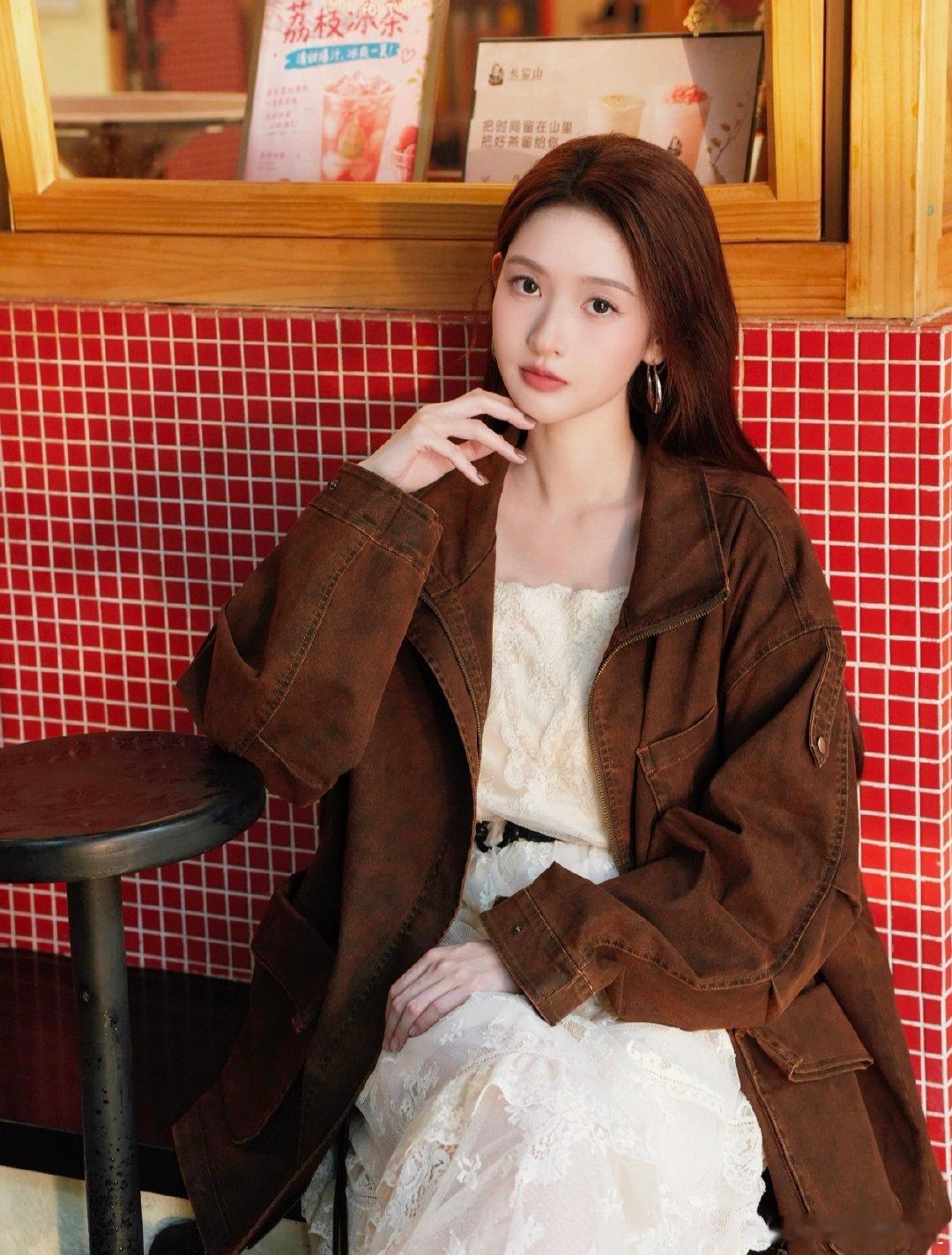 #王玉雯[超话]# 不信谣不传谣!王玉雯无妄之灾，请大家多多关注王玉雯新剧《小城春色》[心] ​