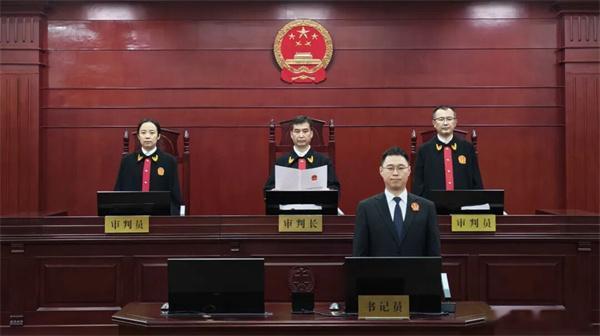 【四川省民政厅原党组书记、厅长益西达瓦受贿案一审宣判】#德阳中院# 
2026年9月23日，四川省德阳市中级人民法院一审公开宣判四川省民政厅原党组书记、厅长益西达瓦受贿案，对被告人益西达瓦以受贿罪判处有期徒刑八年六个月，并处罚金人民币一百三十万元；对查扣在案的益西达瓦受贿所得财物及孳息予以 ​